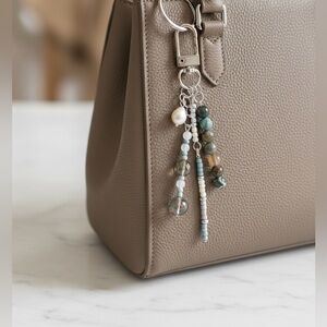 Elegant Indian Agate Handmade Beaded Bag Charm Keychain with Real Pearl